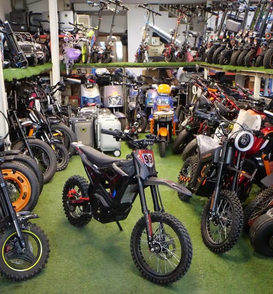 UAE's #1 E-Scooter Store: Al Mubdie Scooters 25 Al Mubdie Scooters Store